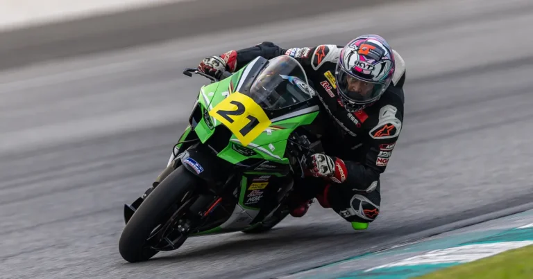 JP 於 MSBK Round 2 雪邦國際賽車場代表 Silver Steed Racing 出賽