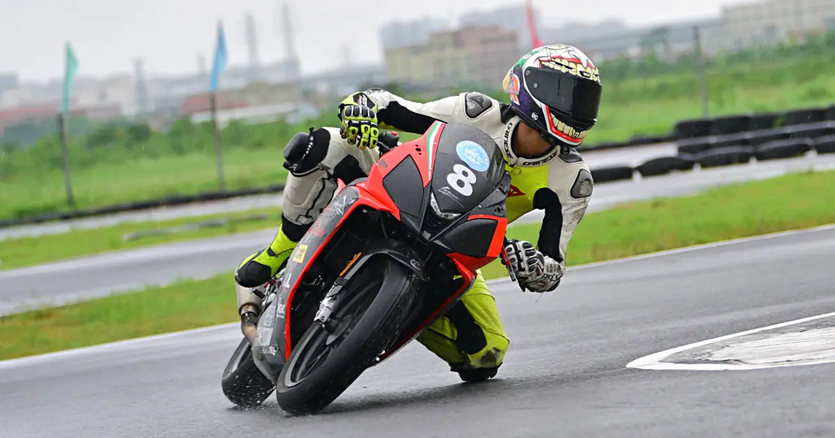 蕭培基 Race2 換車