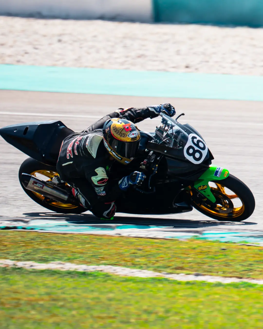 Silver Steed Racing Team rider Alen #86