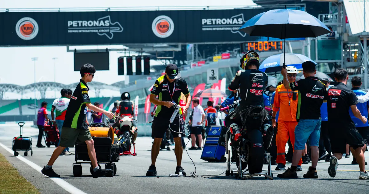 Alen #86 preparing for the race with Silver Steed Racing Team