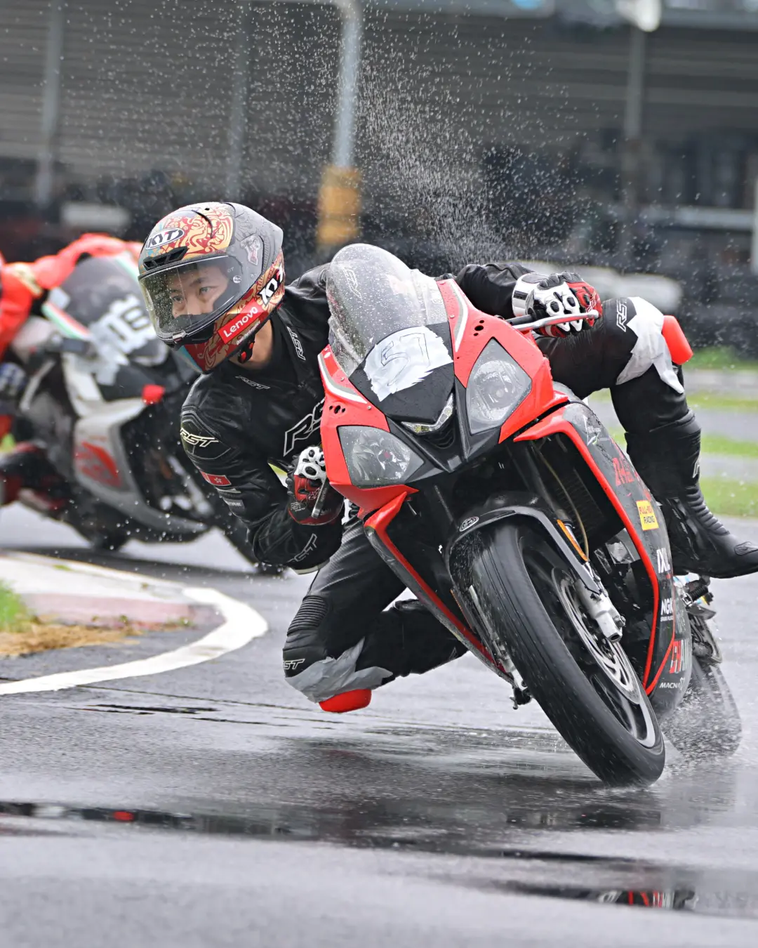 Silver Steed Racing rental